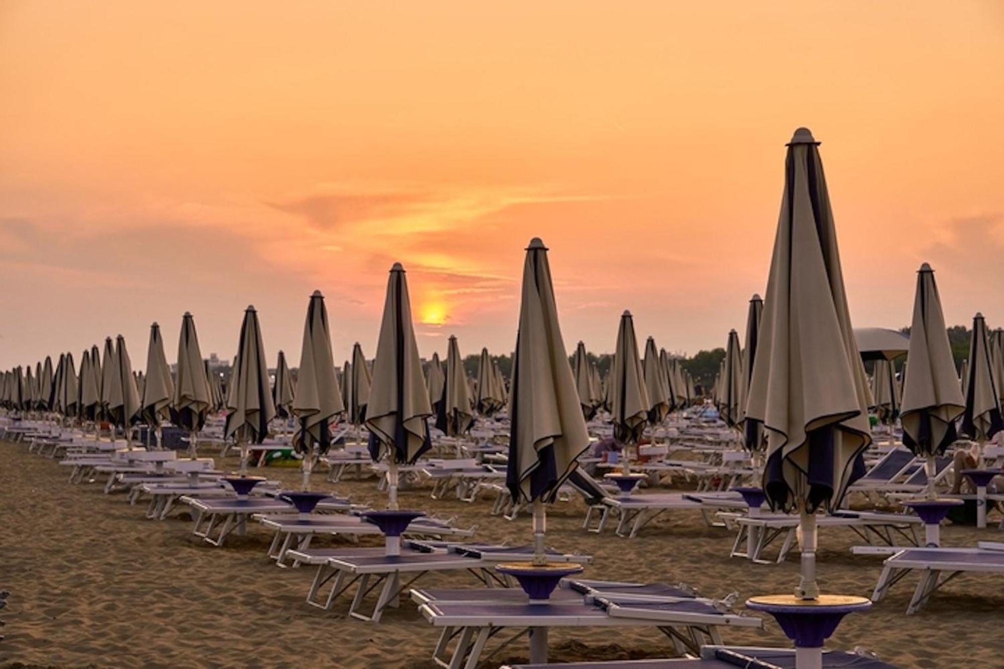 Enjoy Your Holidays From Magnificent Terrace Apartment Bibione